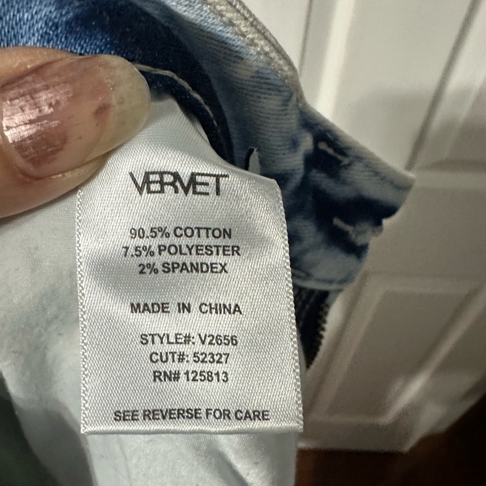 NWT Women's Vervet Alison Flared White Wash Jeans - Picture 14 of 14